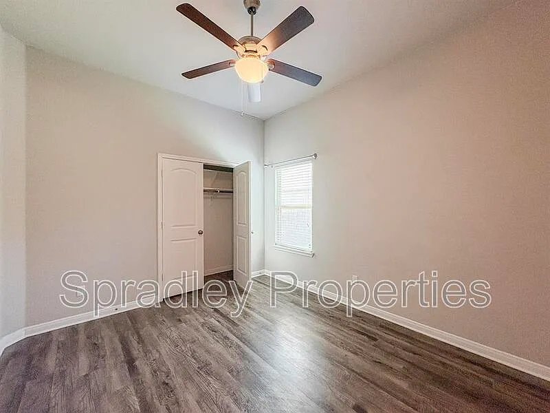4 bed, 3.0 bath, 3006 sqft, $2,600 — Photo 4