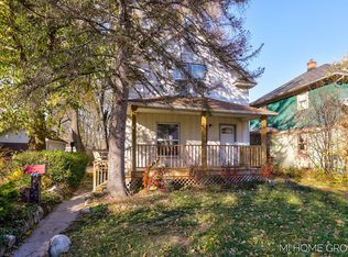 1407 Lane Blvd, Kalamazoo, MI 49001