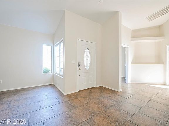 3rd image of 8309 Green Clover Ave