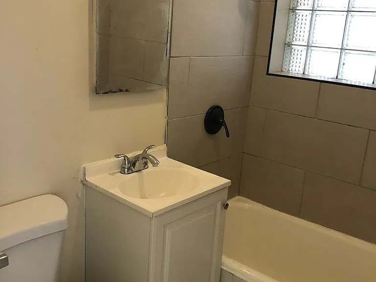 6315 S California Ave — Photo 24