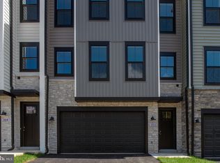 352 Evermore Ln, Stafford, VA 22554