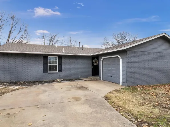 1244 E 142nd St S, Glenpool, OK 74033