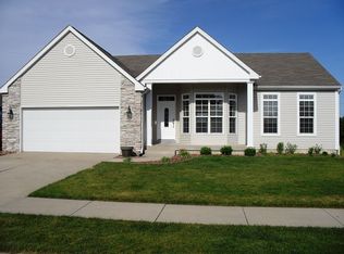 901 Dashwood Ct, Mishawaka, IN 46544