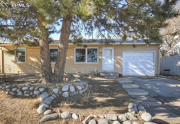3rd image of 1826 N Circle Dr