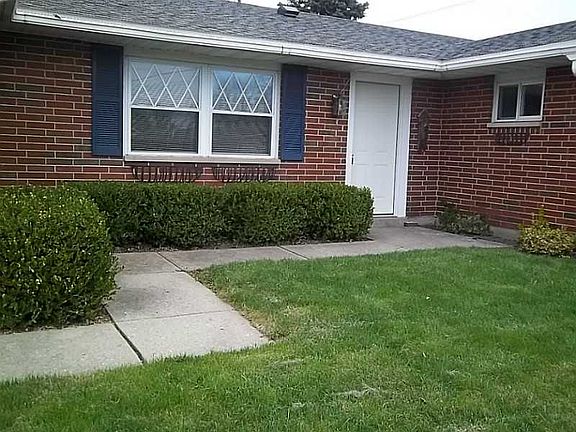 2nd image of 304 Brentwood Ave