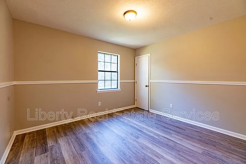 Timber Ridge — Photo 3