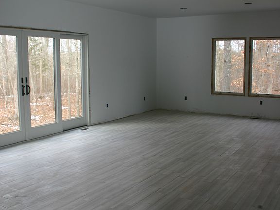 Family room 2