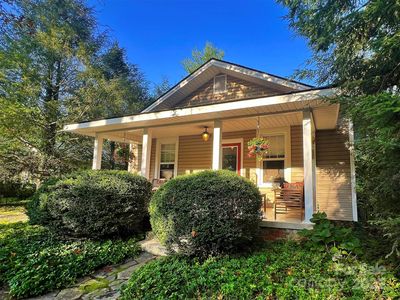 411 Spring St, Hendersonville, NC, 28739