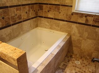 1261 Shaffer Ave, Roselle, NJ