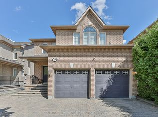 29 Eminence Rd, Vaughan, ON L4K 5K1