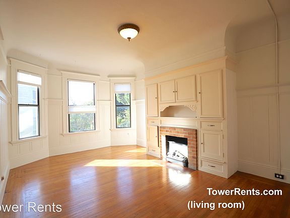 2nd image of 835 Clayton St #2
