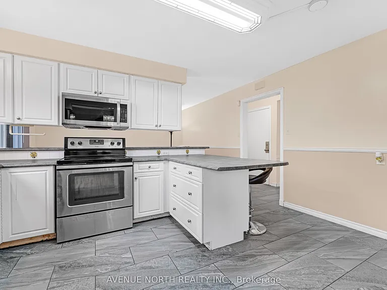 3489 Southgate Rd — Photo 9