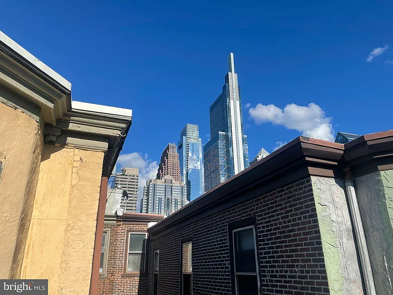 150 N 21st St #3 — Photo 24