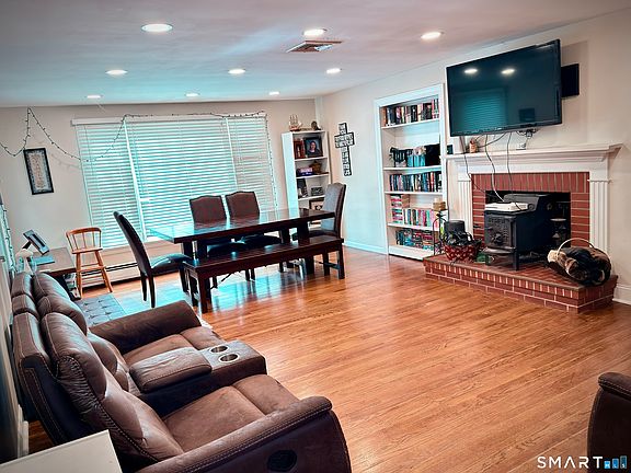 2nd image of 10 Rockwell Street