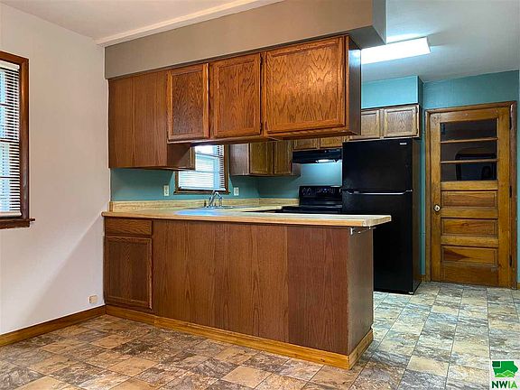 5th image of 437 N Lynn Dr