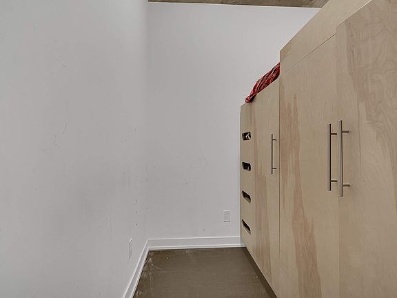 4th image of 1030 King St W #535