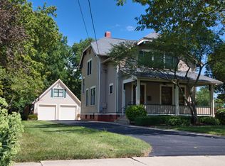 915 S Main St, Princeton, IL 61356