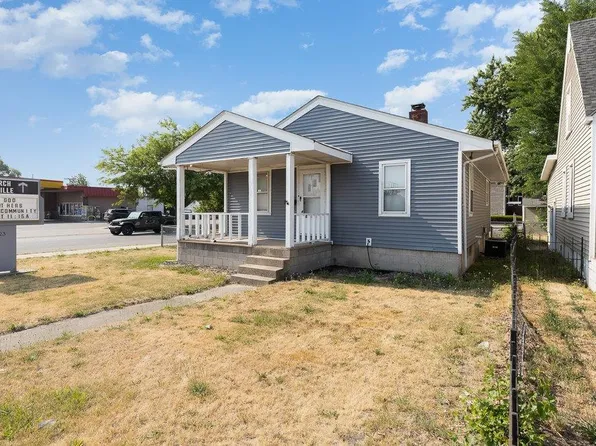 2905 165th St, Hammond, IN 46323