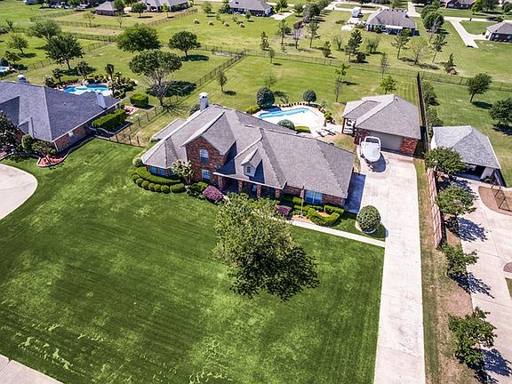 4th image of 1352 W Oaklawn Dr