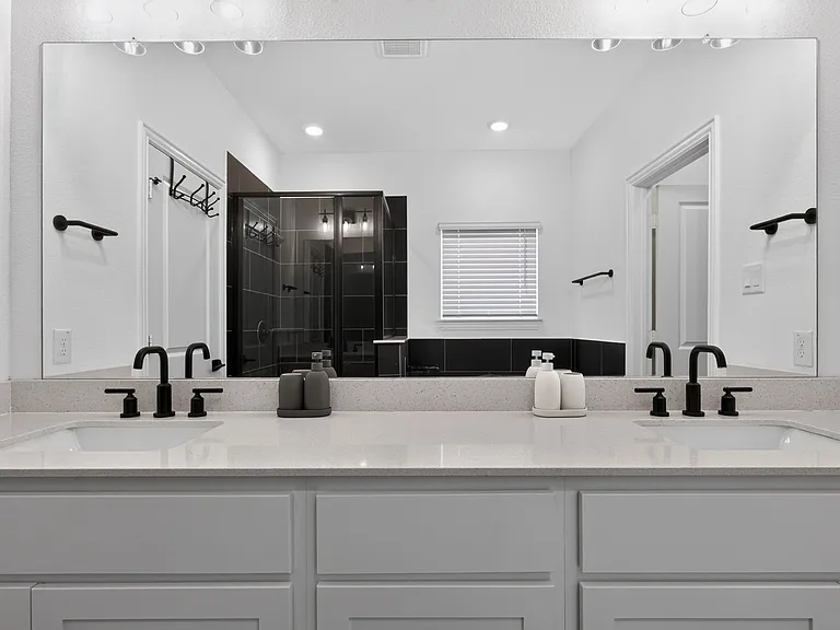 1678 Gracehill Way — Photo 11