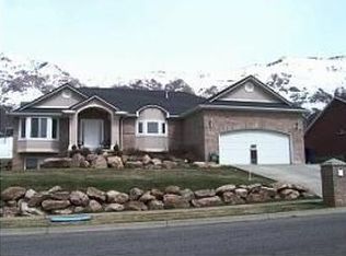 826 E 3350 N, North Ogden, UT 84414