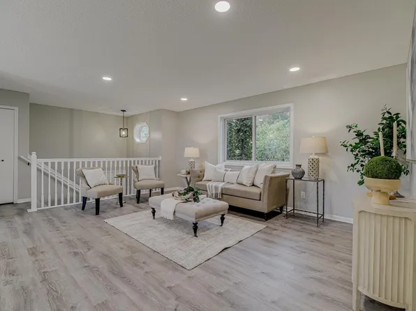 430 Wagon Wheel Cir, Buffalo, MN 55313