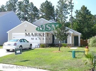 128 Lakepointe Dr, Pt Wentworth, GA 31407