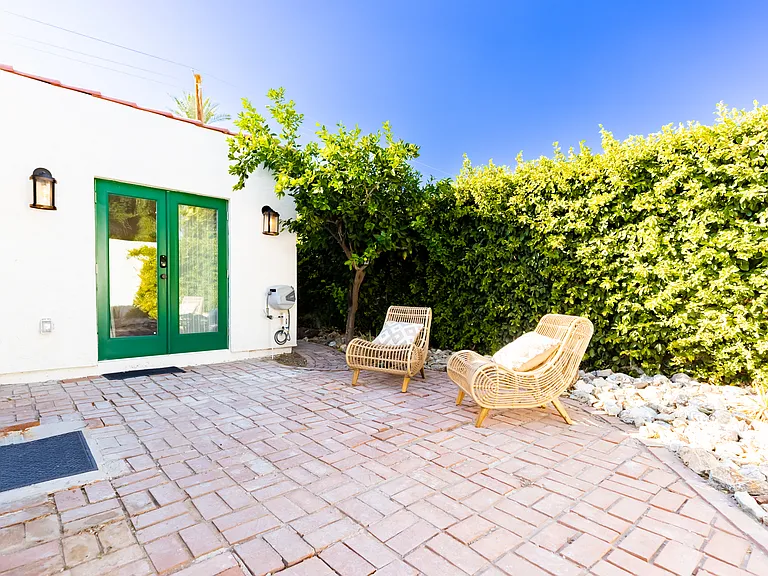Entrance to Casita ensuite (separate entry) in back of property.
