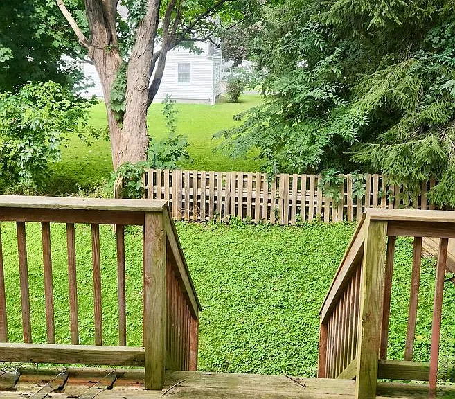 19-21 Bartlett Ave — Photo 2