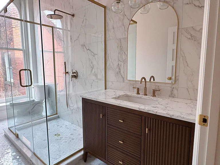 884 Main St #3 — Photo 12