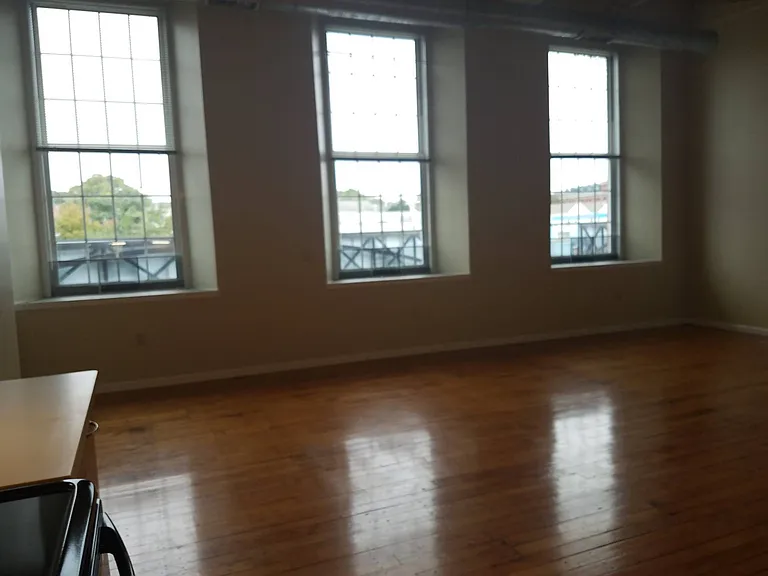 The Lofts at Wamsutta Place — Photo 37