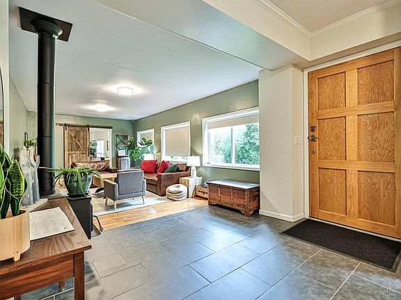 5th image of 5881 Thorny Ridge Ln.