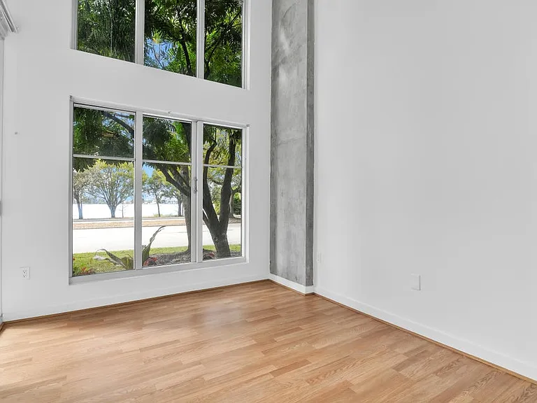 300 S Australian Ave #125 — Photo 24