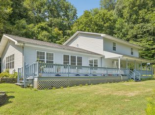 137 Lw Lacy Rd, Celina, TN 38551