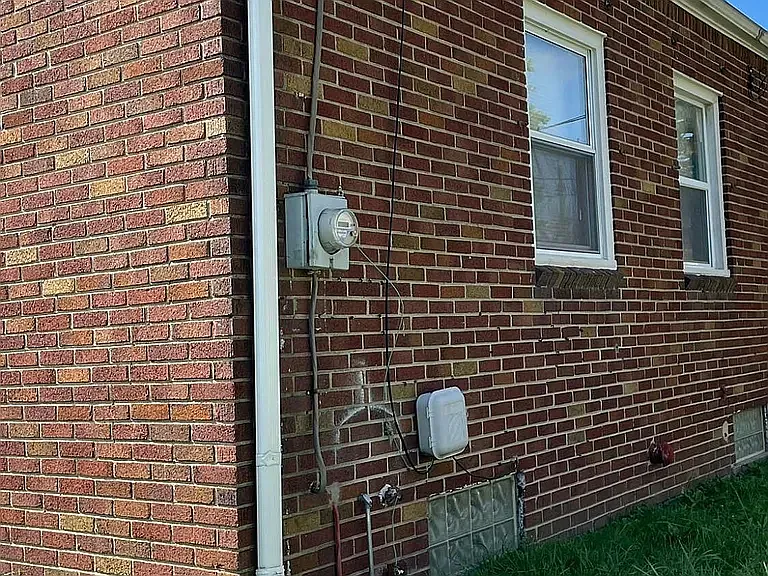 13500 Rutherford Ave — Photo 3