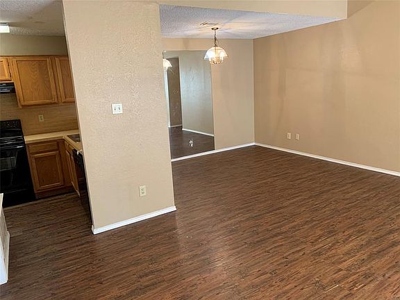 4th image of 9909 Plainfield Dr
