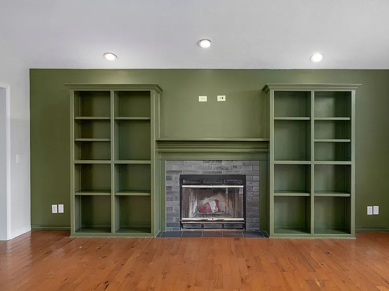 2921 S Eldon Ave — Photo 10