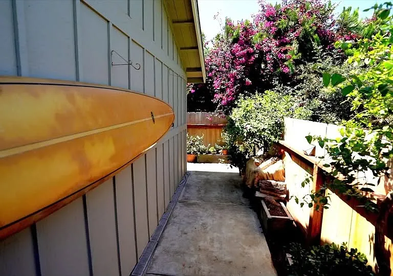 808 Regal Rd — Photo 12