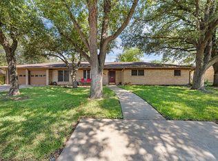 311 S College Ave, Troy, TX 76579
