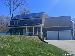 571 Old Colchester Road, Montville, CT 06382