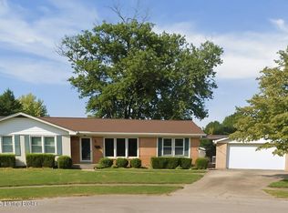 8800 Gladstonberry Pl, Louisville, KY 40258