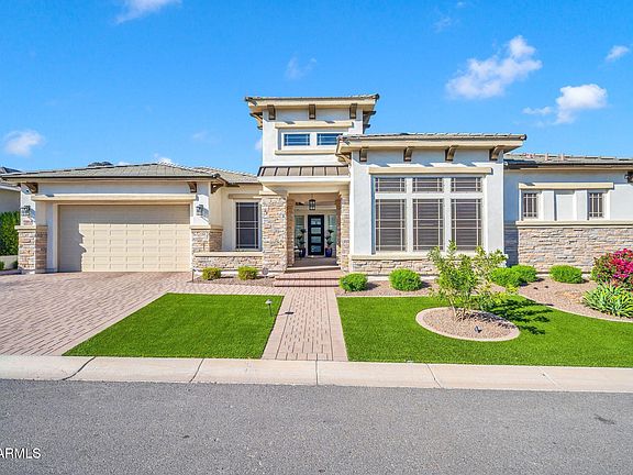 5th image of 20732 W SAN JUAN Avenue