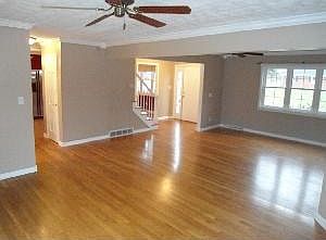 3rd image of 6942 Maryvale Ct