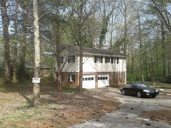 3rd image of 6532 Payton Woods Ln