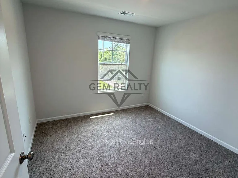 6619 Sacagawea St — Photo 20