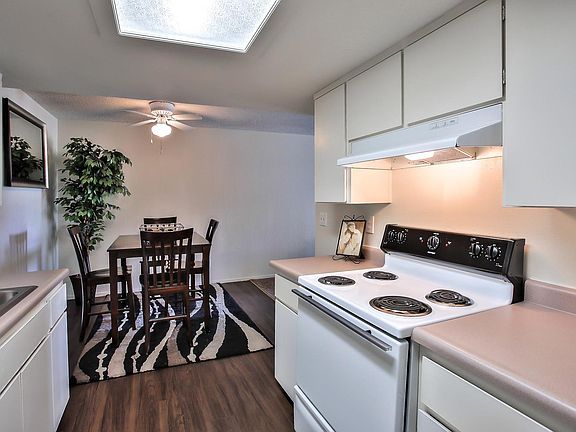 2nd image of 5445 E Belmont Ave