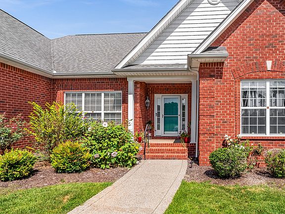 4th image of 355 Goodman Dr