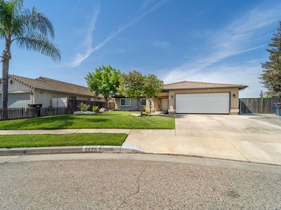 2575 Elsinore Street, Tulare, CA, 93274