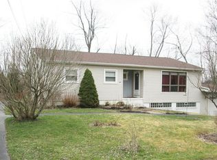 4800 Parker Rd, Hamburg, NY 14075