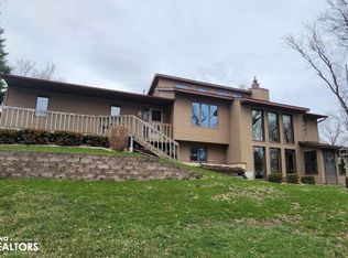 821 S Harlan St, Algona, IA 50511